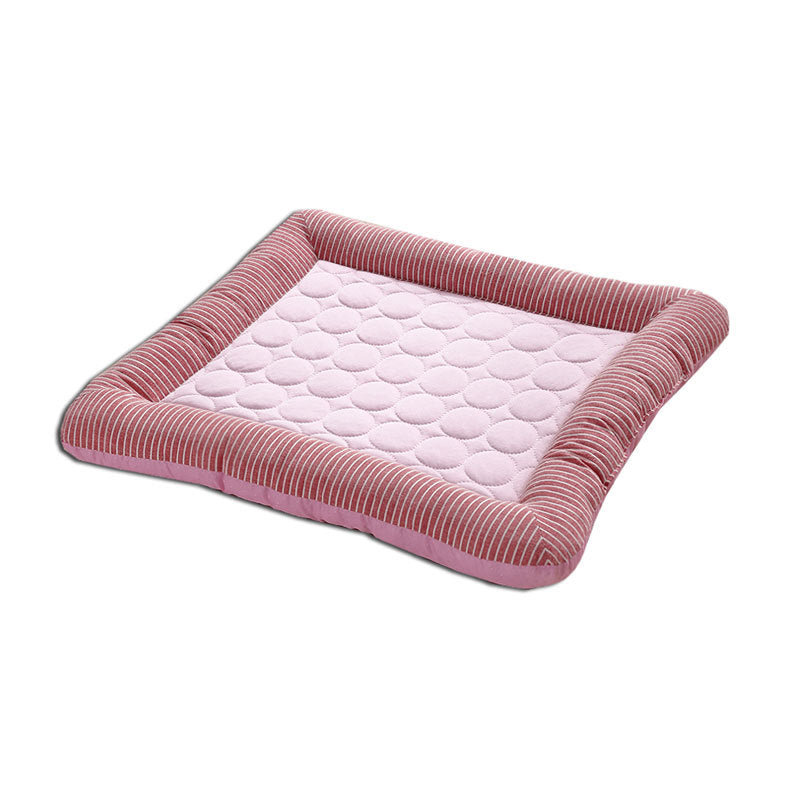 Dog bed with built-in cooling mat