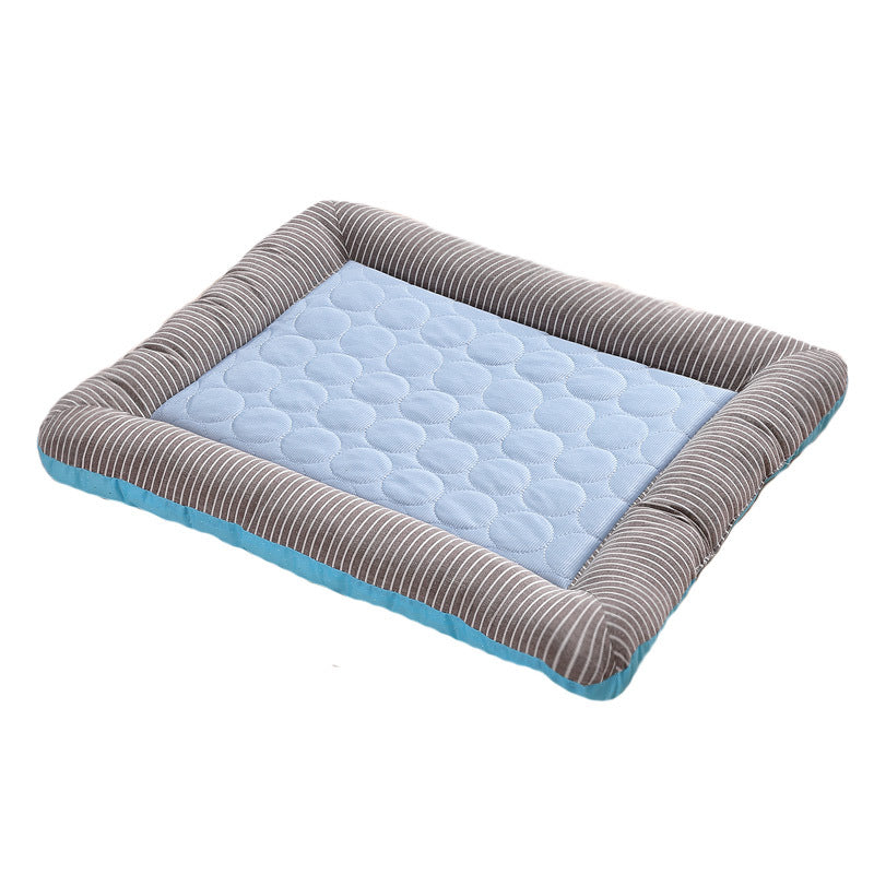Dog bed with built-in cooling mat