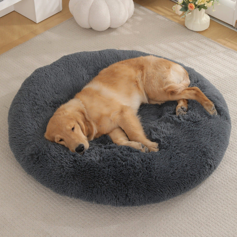 Round and fluffy dog bed with extra softness