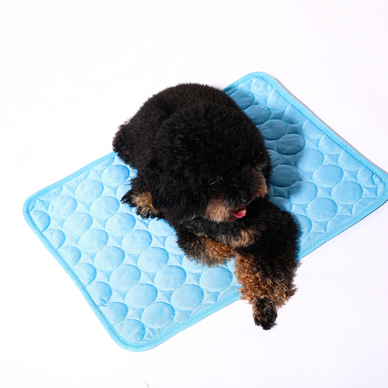 Cooling mat for dogs and cats